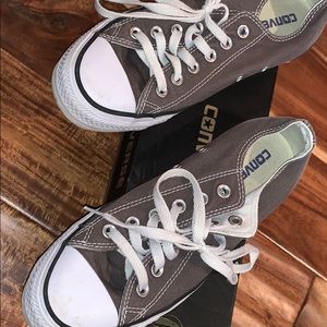 Grey women’s converse, size 7.5